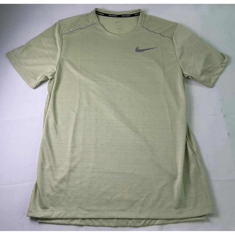 NEW Nike‎ Men's Small S Dri-FIT Running Tee T-Shirt Light Green Move To Zero